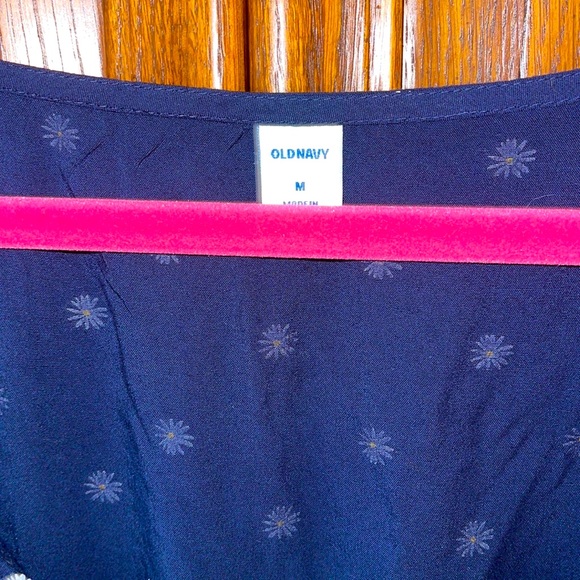 Old Navy short blue dress with daisy pattern in polyester - Picture 5 of 9